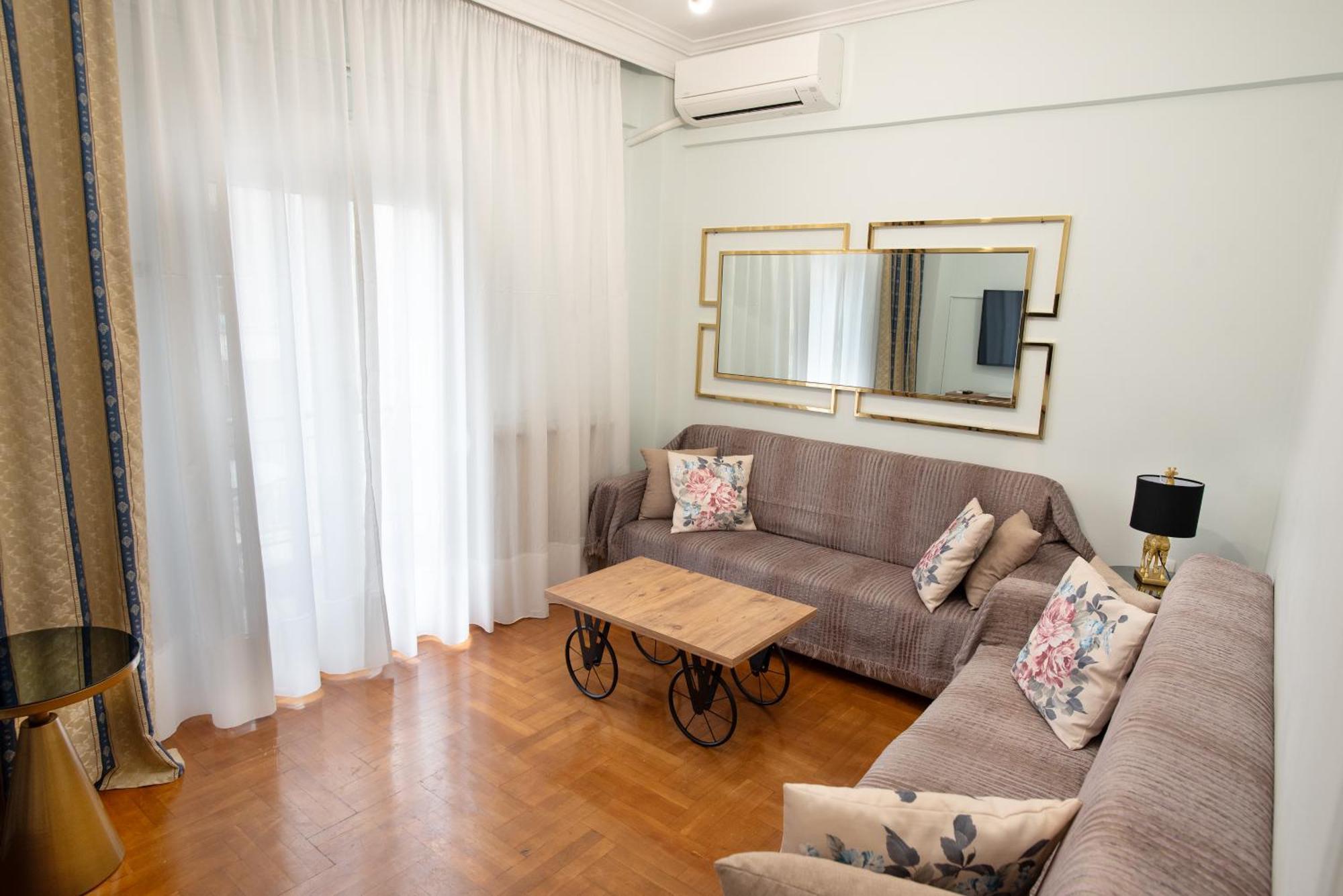 סלוניקי Ag.Sofias Minkk, 2B/Room+Balcony מראה חיצוני תמונה
